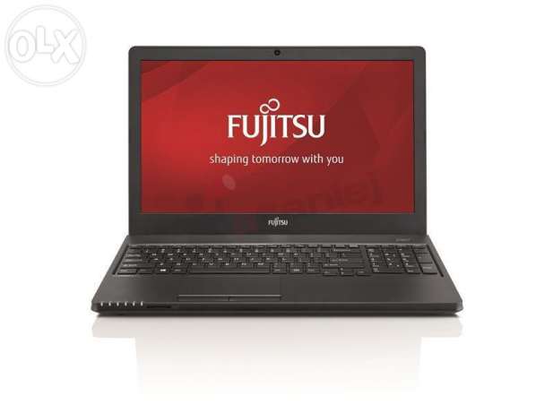 Ноутбук Fujitsu Lifebook A555 (A5550M55A5PL), 15.6, Intel i5-5200U (2.2 GHz), 4ГБ, 500ГБ, AMD Radeon R7 M260