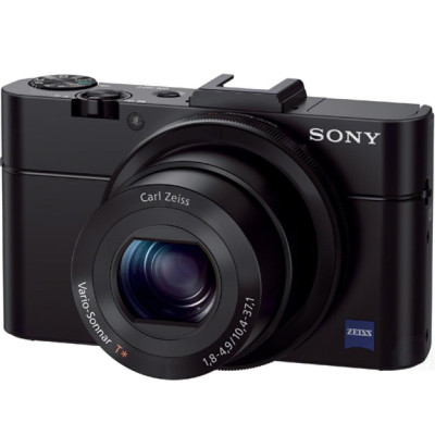 Цифровая фотокамера Sony Cyber-Shot DSC-RX100 V, 13.2 x 8.8 мм, 21 Мп, Зум: 2.9x (оптический), 11x (цифровой), поддержка карт памяти MS Duo, MS PRO Duo, MS PRO Duo HS, MS PROHG Duo HS, MS Micro, MS Micro Mark2, SD, SDHC, SDXC, microSD, microSDHC, microSDX