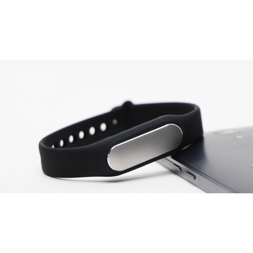 Фитнесс-браслет Xiaomi Mi Band Black, шагомер,трекер сна, умный будильник, уведомление о поступающих звонках, счётчик калорий, работа в режиме ожидания до 30 дней;