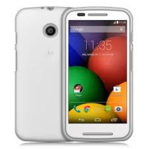 Мобильный телефон Motorola Moto E White, 4.5", IPS, (960x540), Qualcomm Snapdragon 410 (1.2 ГГц), RAM 1 ГБ, 8 ГБ встроенной памяти + microSD,SDHC (до 32 ГБ), основная камера: 5 Мп, фронтальная камера: 0.3 Мп, 3G, LTE, GPS, поддержка SIM-карт (Micro-S