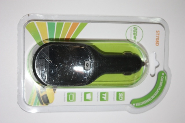 Автомобільний MP3 FM модулятор ST708D